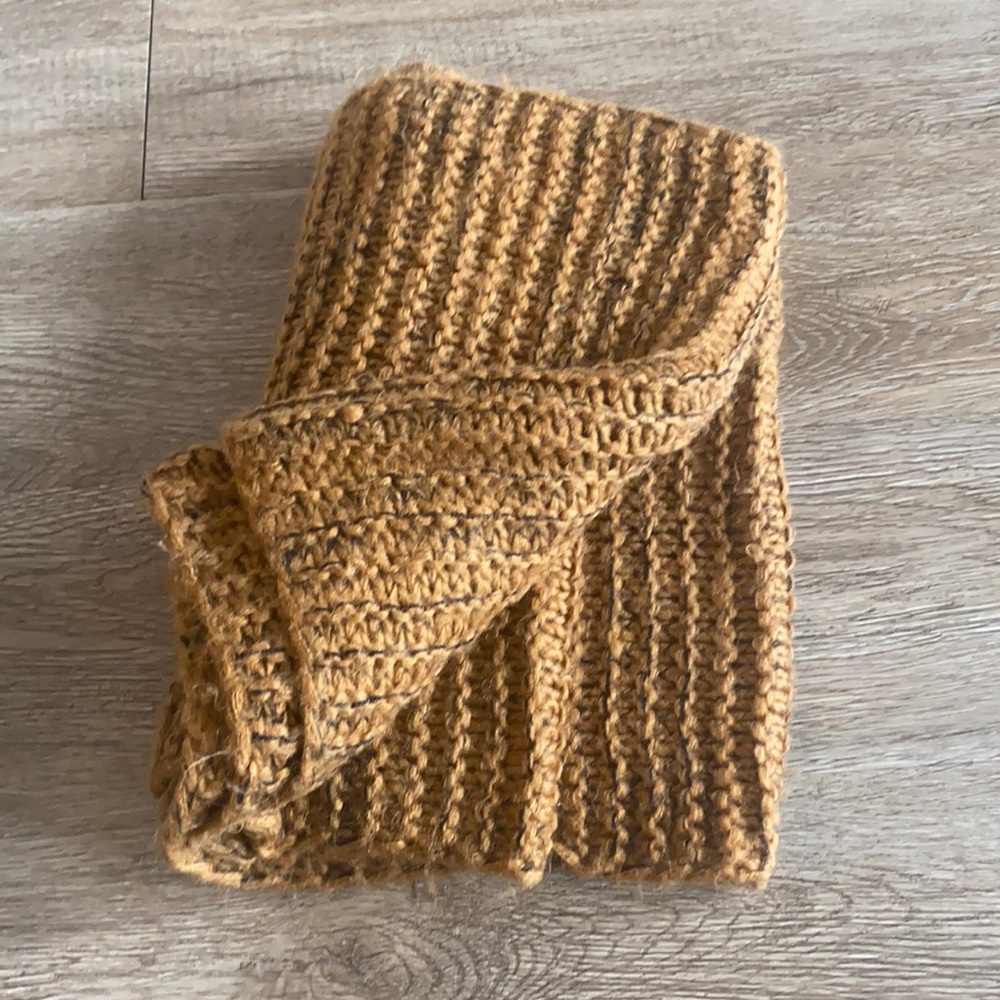 H&M Infinity Scarf